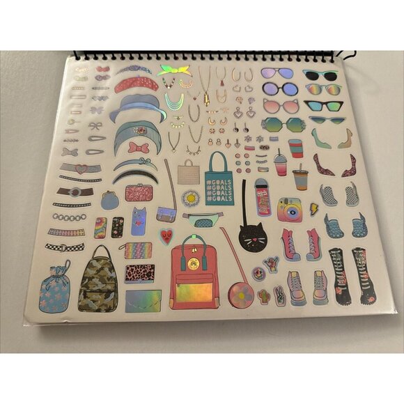 New I LOVE FASHION Design Sketch Set with Stencils & Stickers Fashion Angels D18 - Picture 2 of 4